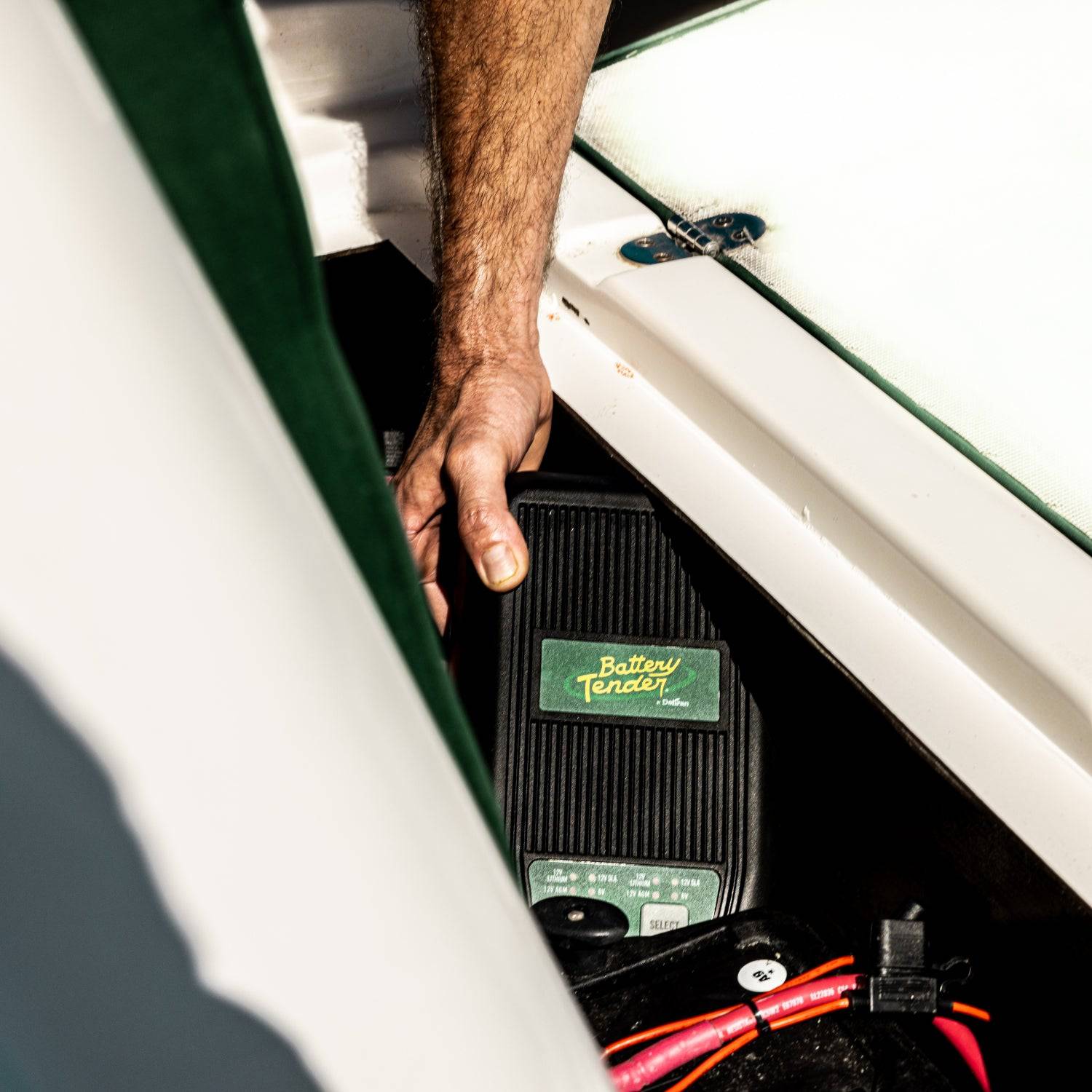 WaveCharge Pro 2-Bank 12V,  20 AMP Battery Charger - Image 3