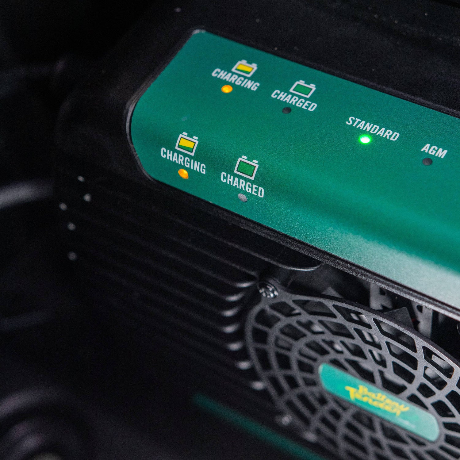 PowerPlus 12V 26 AMP Single Output Battery Charger and Maintainer - Image 5