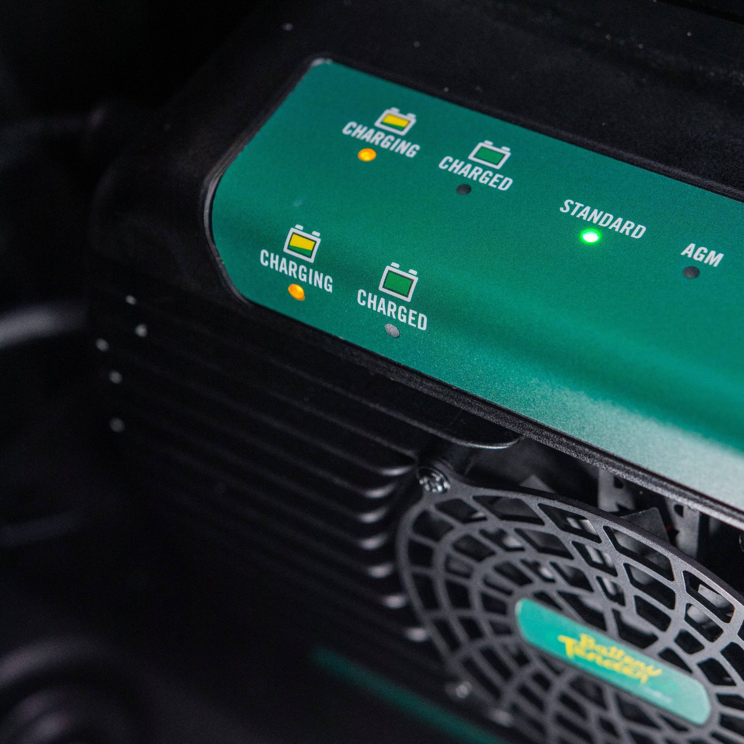 PowerPlus 48V 15 AMP Single Output Battery Charger and Maintainer - Image 4